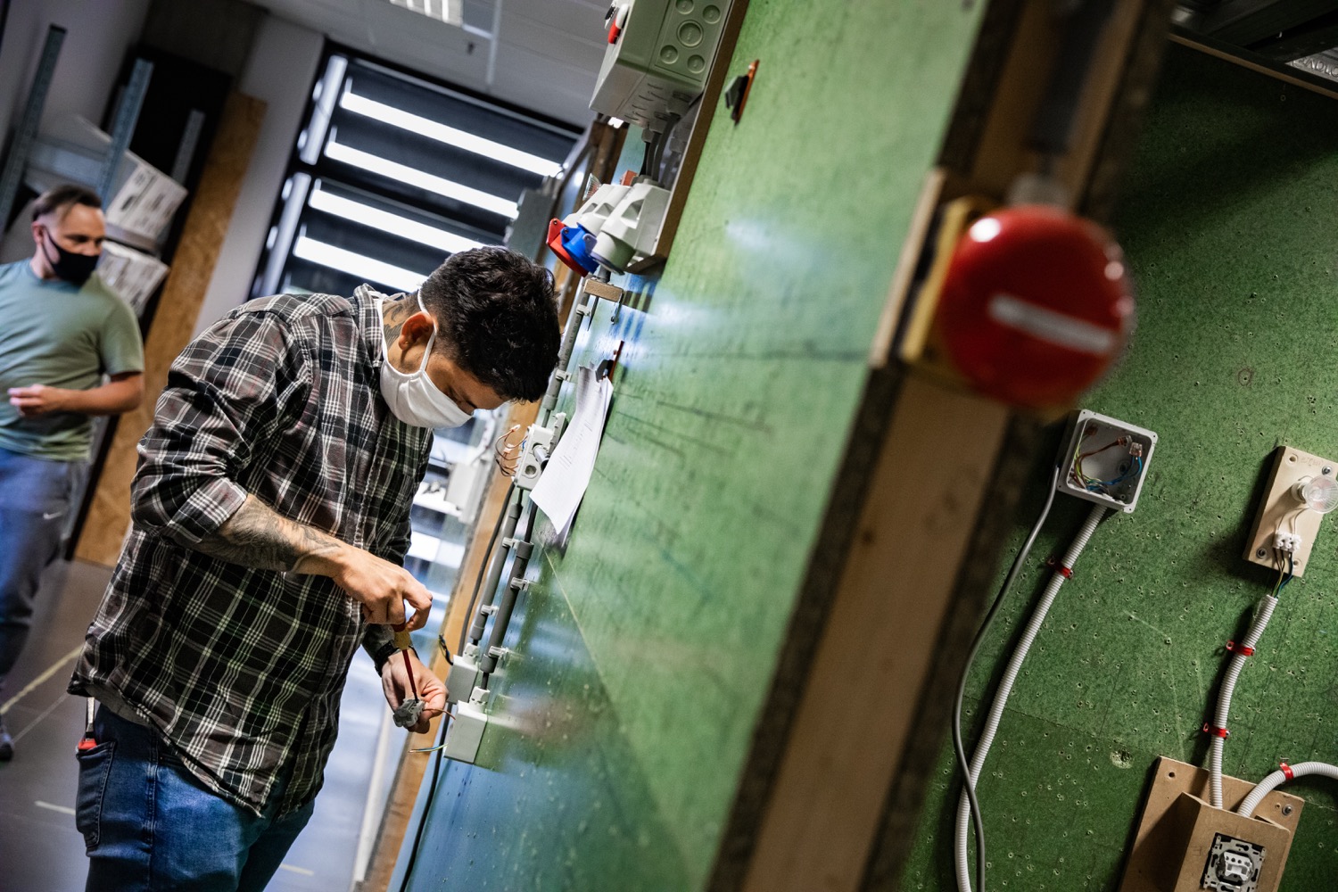 Cursist uit de opleiding Elektricien